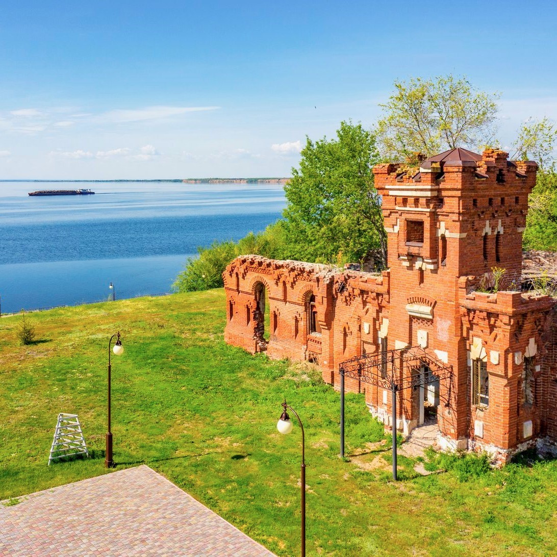 Приволжье усадьба самарина. Усадьба Самариных в Приволжье. Усадьба Самариных в Приволжье фото. Усадьба на Волге Тверская область. Усадьба на Волге Зеленодольск.